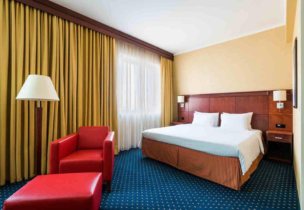 Courtyard By Marriott Prague City Exterior photo